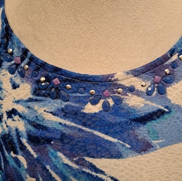 Alfred Dunner Women's Floral Top With Embellishments  Size PM - Picture 2 of 7